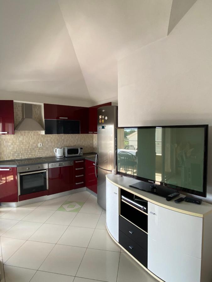 Apartments Kristina Milna  Zewnętrze zdjęcie