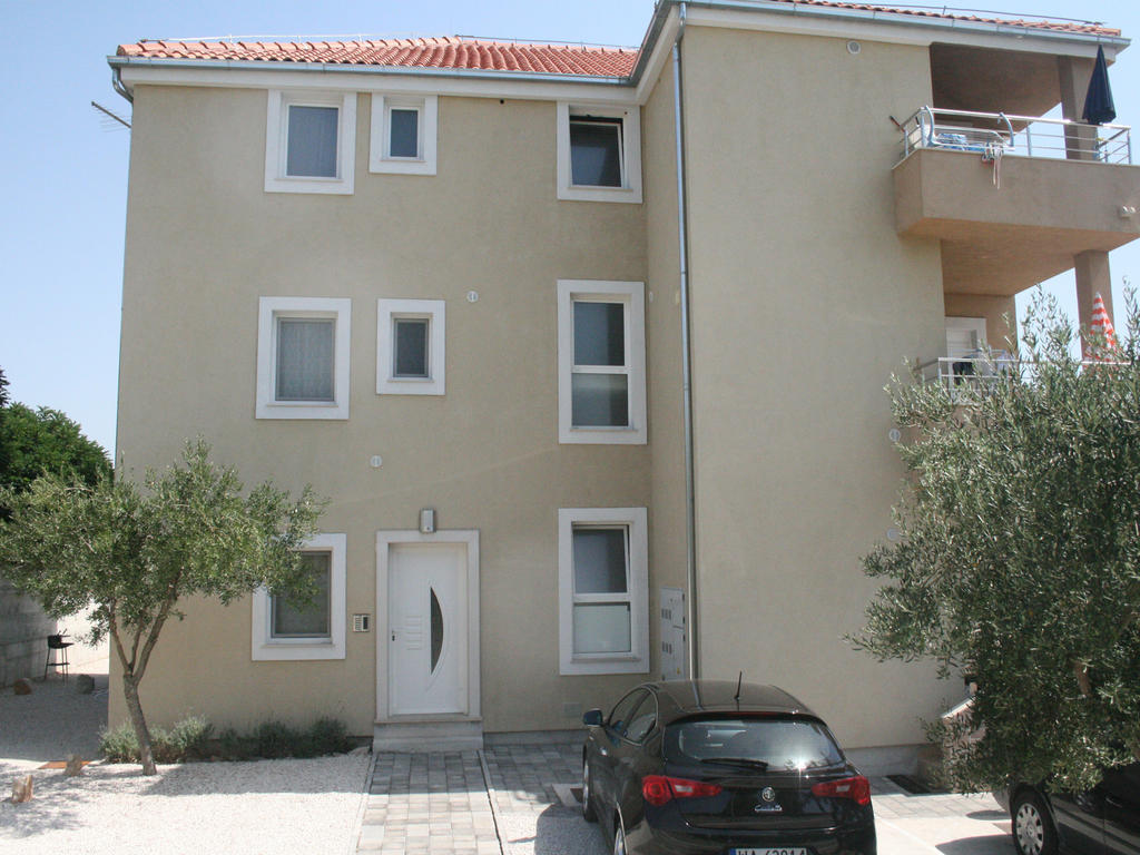 Apartments Kristina Milna  Zewnętrze zdjęcie