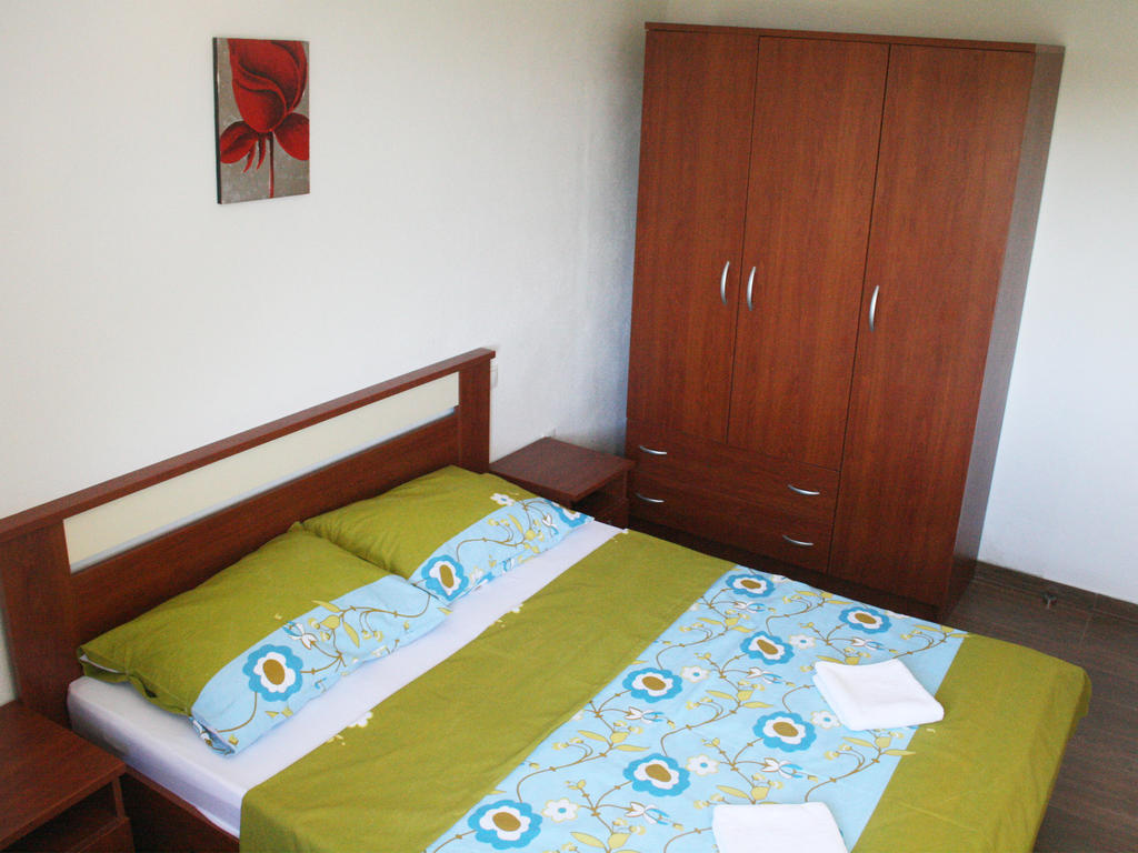 Apartments Kristina Milna  Pokój zdjęcie